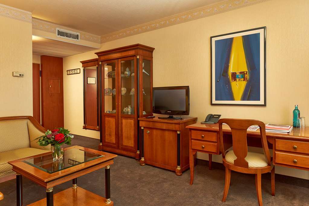 H+ Hotel Hannover Room photo